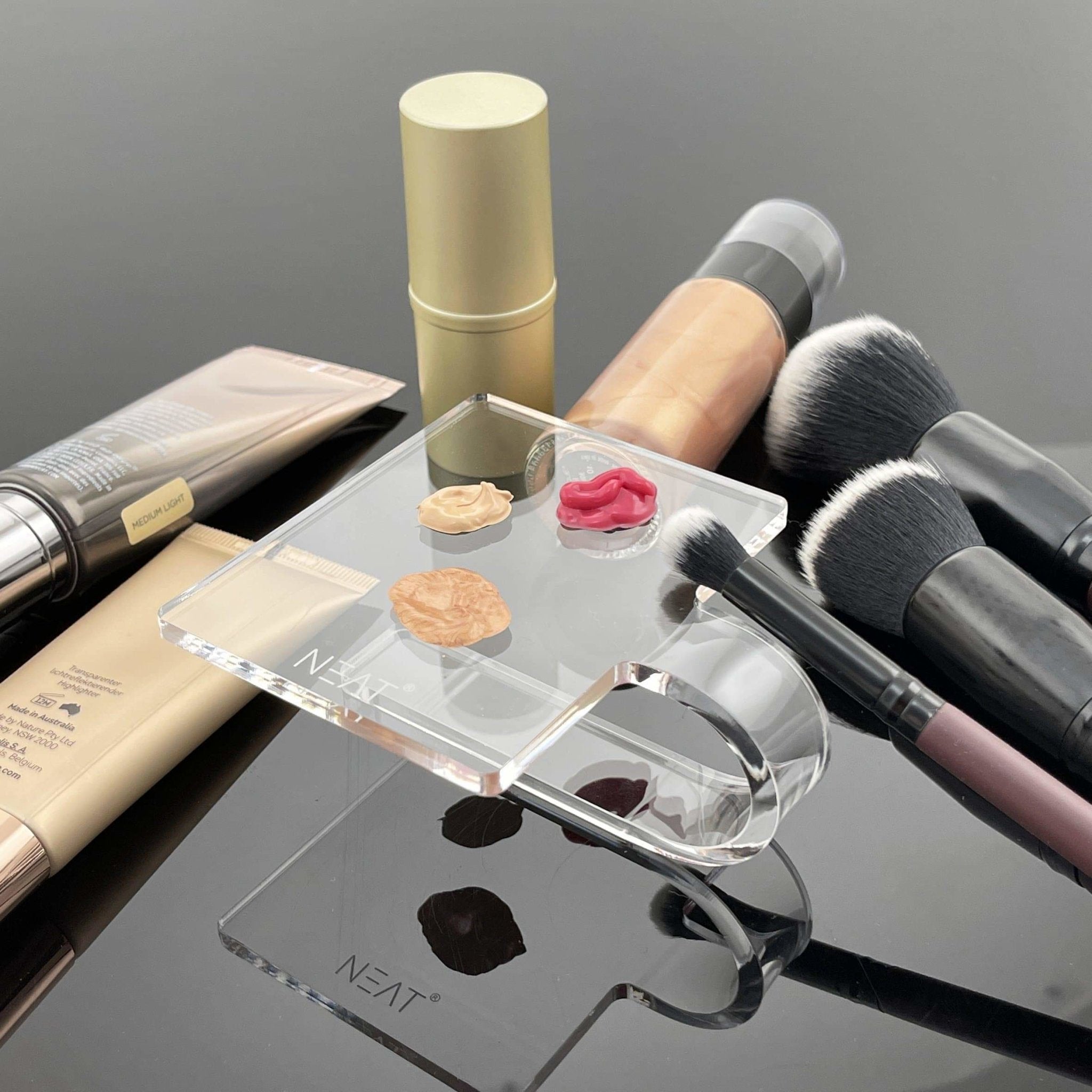 Makeup Hand Palette - NEAT BEAUTY® LTD